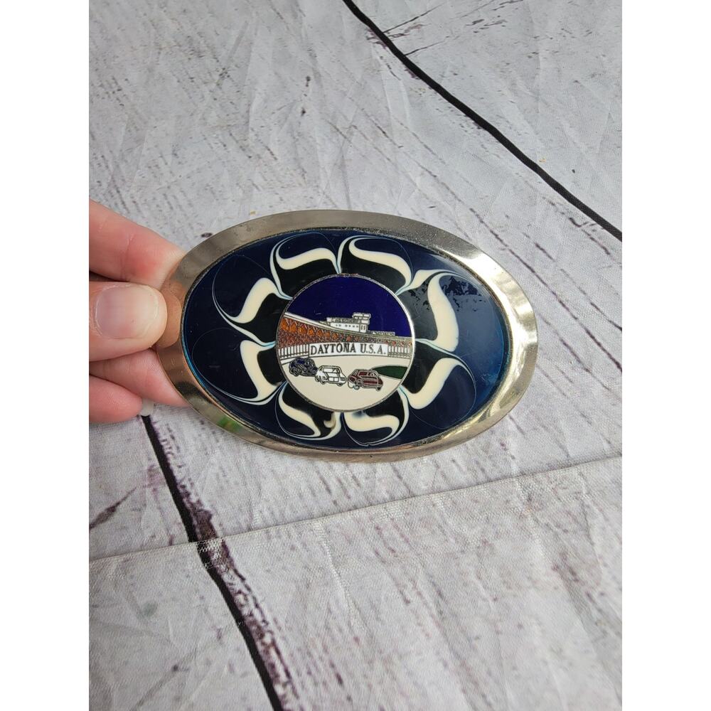 Daytona USA Enamel belt buckle Blue White Race Car